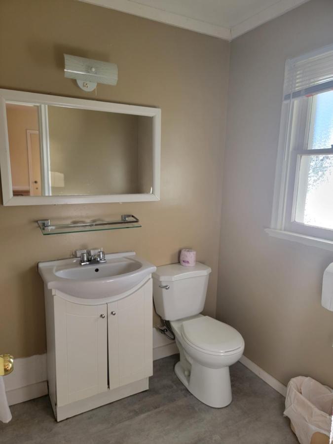 Gateway Motel Gananoque Ngoại thất bức ảnh