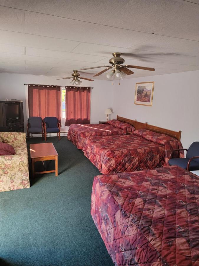 Gateway Motel Gananoque Ngoại thất bức ảnh