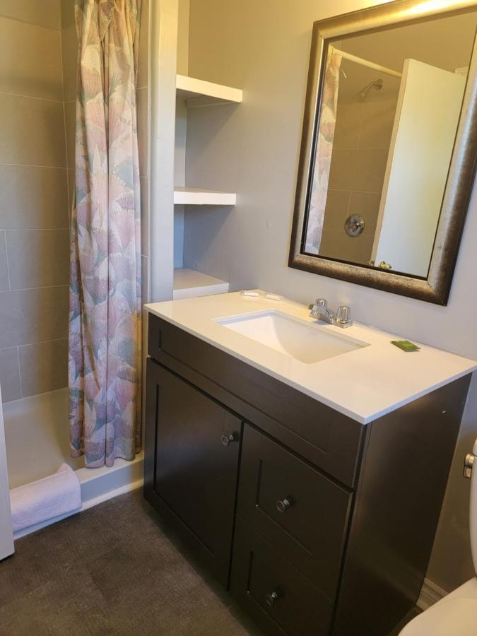 Gateway Motel Gananoque Ngoại thất bức ảnh