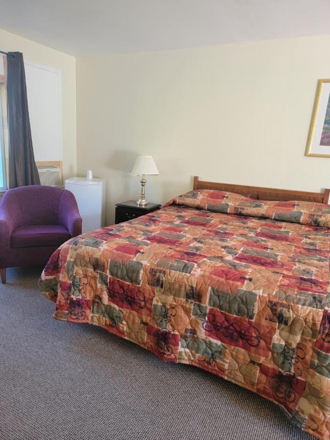 Gateway Motel Gananoque Ngoại thất bức ảnh