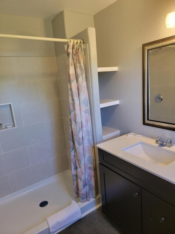 Gateway Motel Gananoque Ngoại thất bức ảnh
