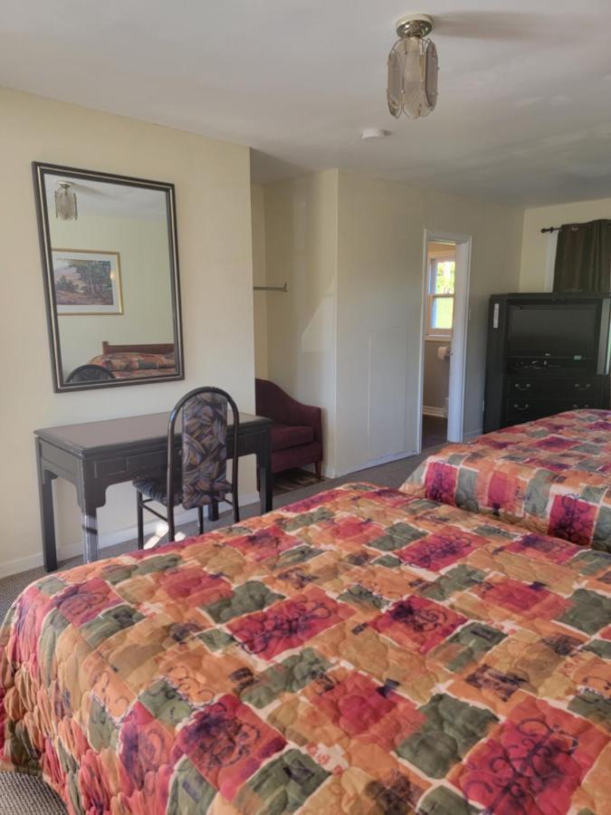 Gateway Motel Gananoque Ngoại thất bức ảnh